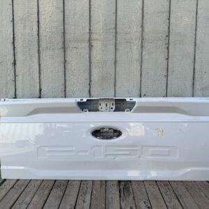 2015 Chevy Silverado 1500 tailgate